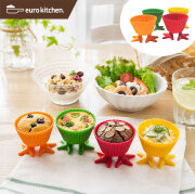 ユーロキッチン eurokitchen 足付きシリコンひよこマフィンカップ(イエロー、ピンク、グリーン、オレンジ各一個セット)【マフィンカップ/シリコンカップ】