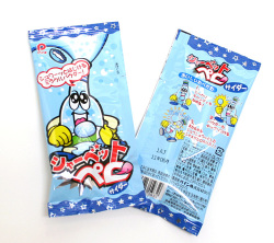 ame-46s シャーベットペロ（サイダー）　30袋入【粉末入り棒付キャンディー/駄菓子】