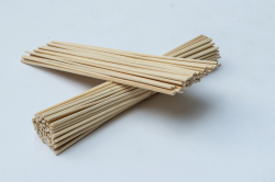 bm-238 花綿菓子用木製角棒　１００本入（新型綿菓子機/花綿菓子機/TORNADO用割箸 四角40ｃｍ）