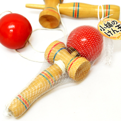 gr-433ima 小槌のけん玉　１個　（ケン玉・けんだま・ケンダマ）