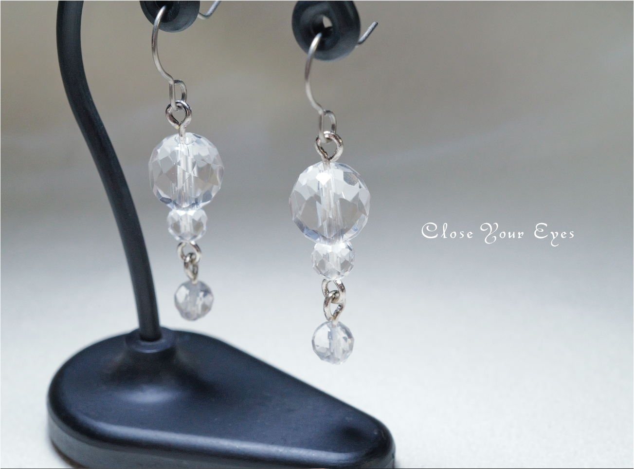 本水晶　デザインピアス　０４