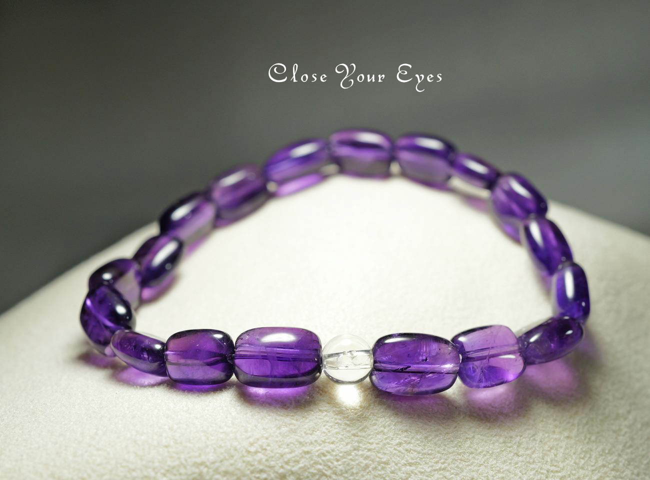 200g★特選NEW★愛の守護石♡【アメジスト『紫水晶』タンブル】❤️ 200g☆特選NEW☆愛の守護石♡【アメジスト『紫水晶』タンブル