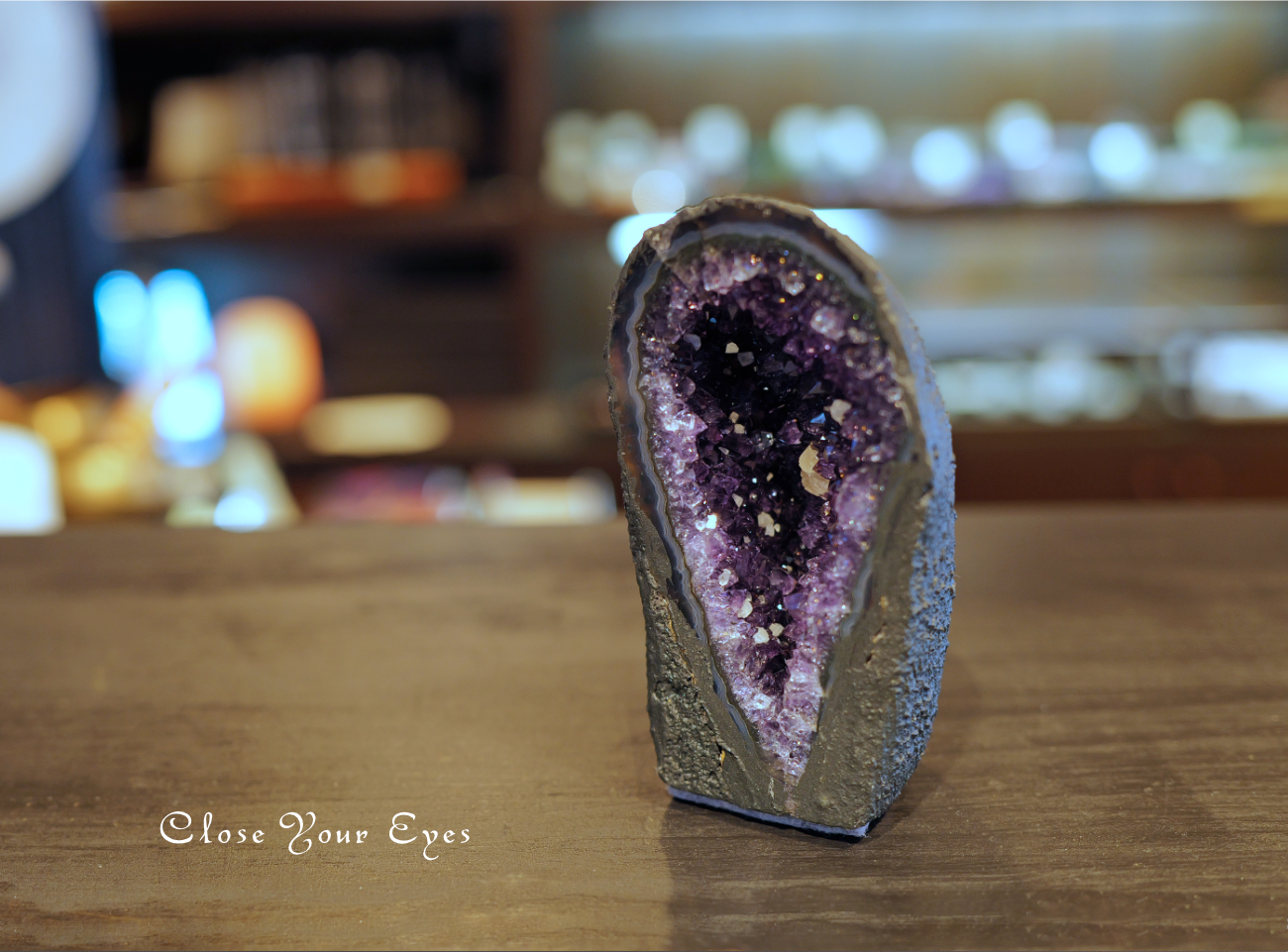 ウルグアイ産　アメシストドーム　０８