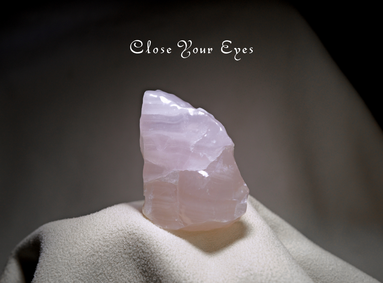 パワーストーン　天然石　ピンクカルサイト　エッグ型　96g　No.259 パワーストーン 天然石 ピンクカルサイト エッグ型 96g No.259