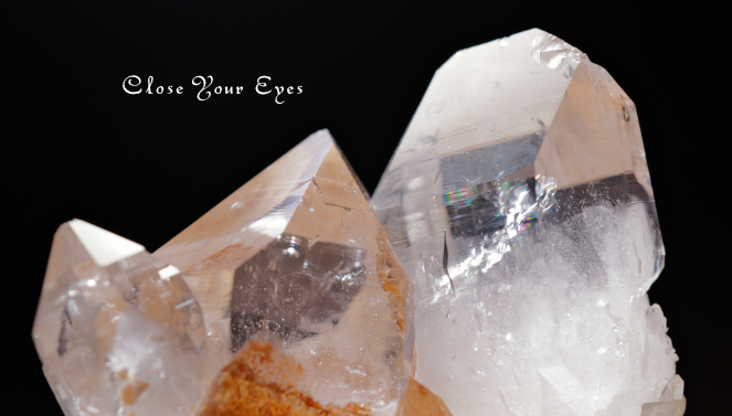 ヒマラヤ・クルバレー産水晶　０６