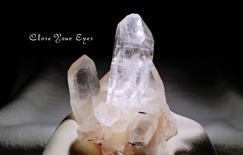 ヒマラヤ・マニカラン産水晶クラスター　６９