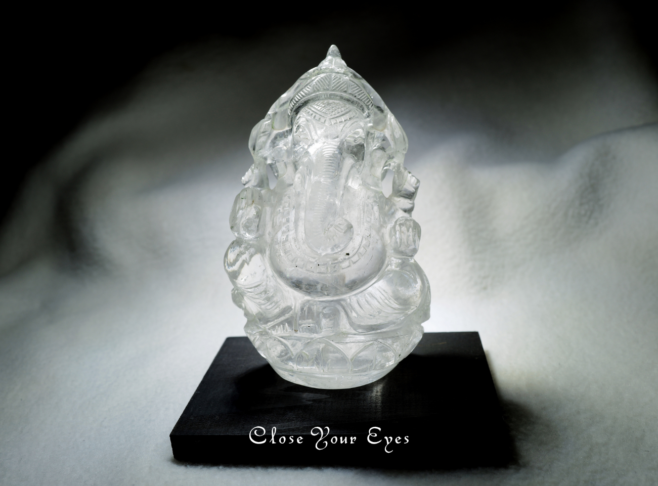 年代不明✡️ネパール産 石に彫刻されたガネーシャ像 ネパール産]ガネーシャ像（真鍮製） - 埼玉県吉川市の天然石専門