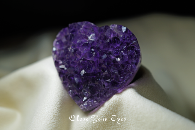 ウルグアイ産　アメシスト　ハート　０１