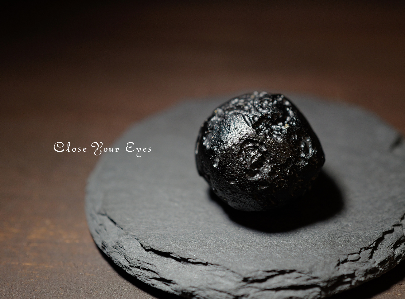 テクタイト原石　０１