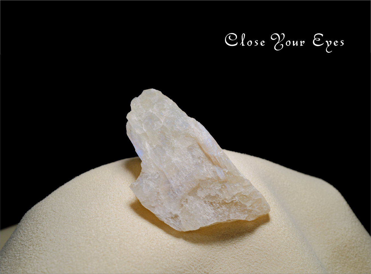 タンザニア産 ホワイトラブラドライト原石 04 天然石