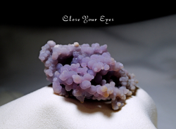 インドネシア産　グレープカルセドニー　０１