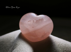 ブラジル産ローズクォーツ ハート　３７
