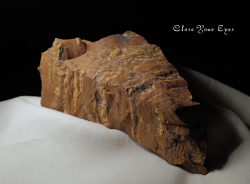 南アフリカ産　タイガーズアイ　０４