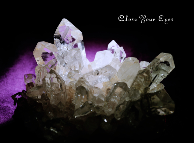 世界最高品質・希少 アーカンソー水晶クラスター