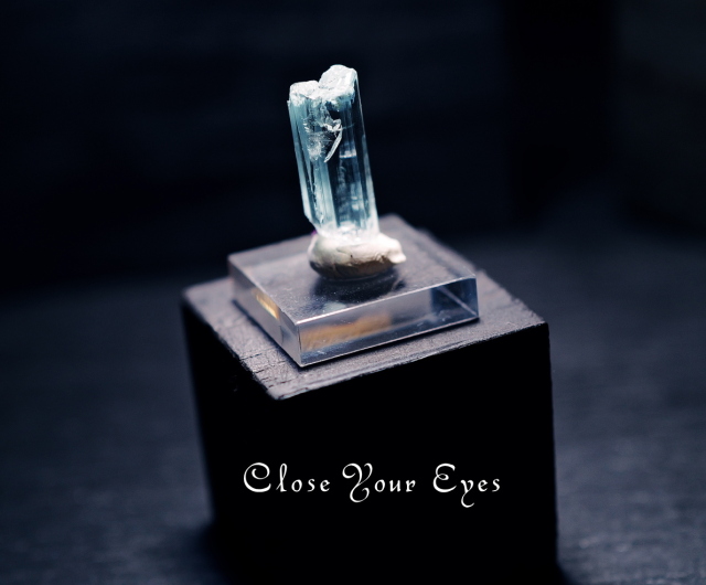 ベリル原石　　アクアマリン