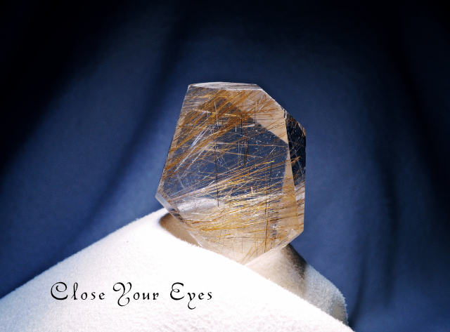 ゴールドルチルクォーツ