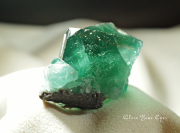 イングランド産　フローライト原石　０２