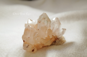 ヒマラヤ・クルバレー産水晶クラスター　２９