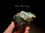 マダガスカル産　ラブラドライト原石　１６