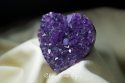 ウルグアイ産　アメシスト　ハート　０４