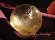 シルバールチルクォーツ（ラビットヘアールチル）46mm丸玉　レアな石達