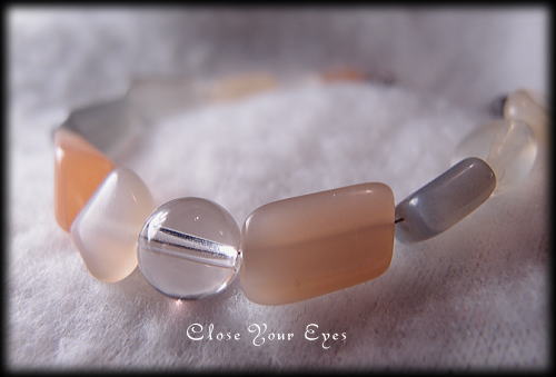 ハイパーエナジーブレスレット　ムーンストーン　 ワイヤーブレス