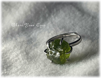 オンリーワンリング　原石シリーズ　ペリドット