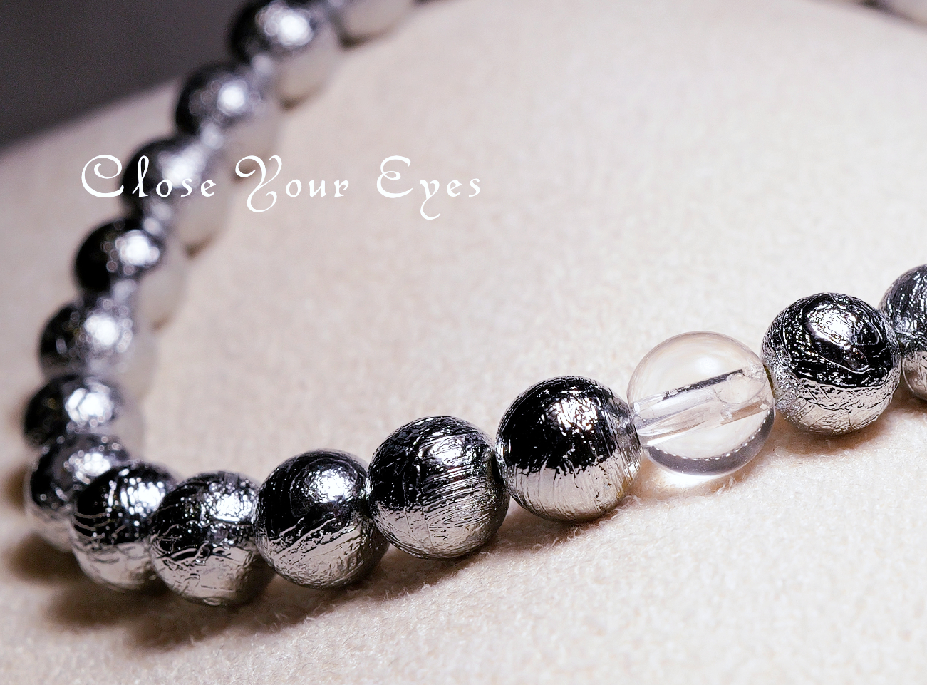 レアな石達　６ｍｍエナジーブレス　チベタン・アルタイ隕石