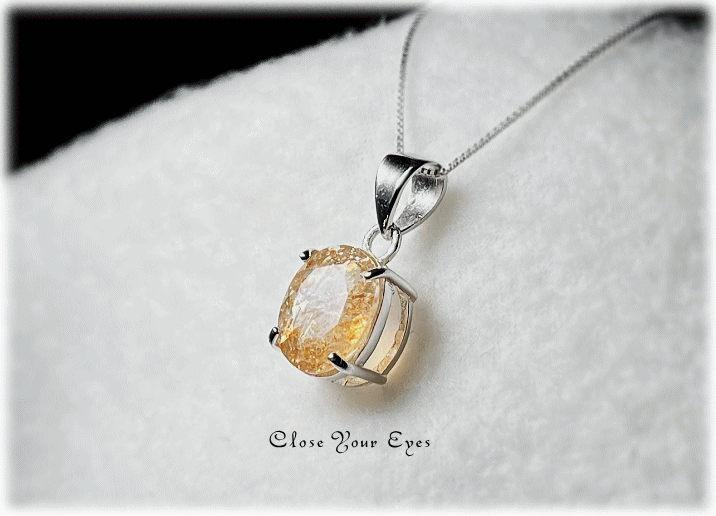 シルバーペンダント　サンストーン　０１