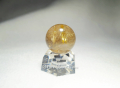 ブラジル産　金のルチルクォーツ丸玉(直径24mm)　０３