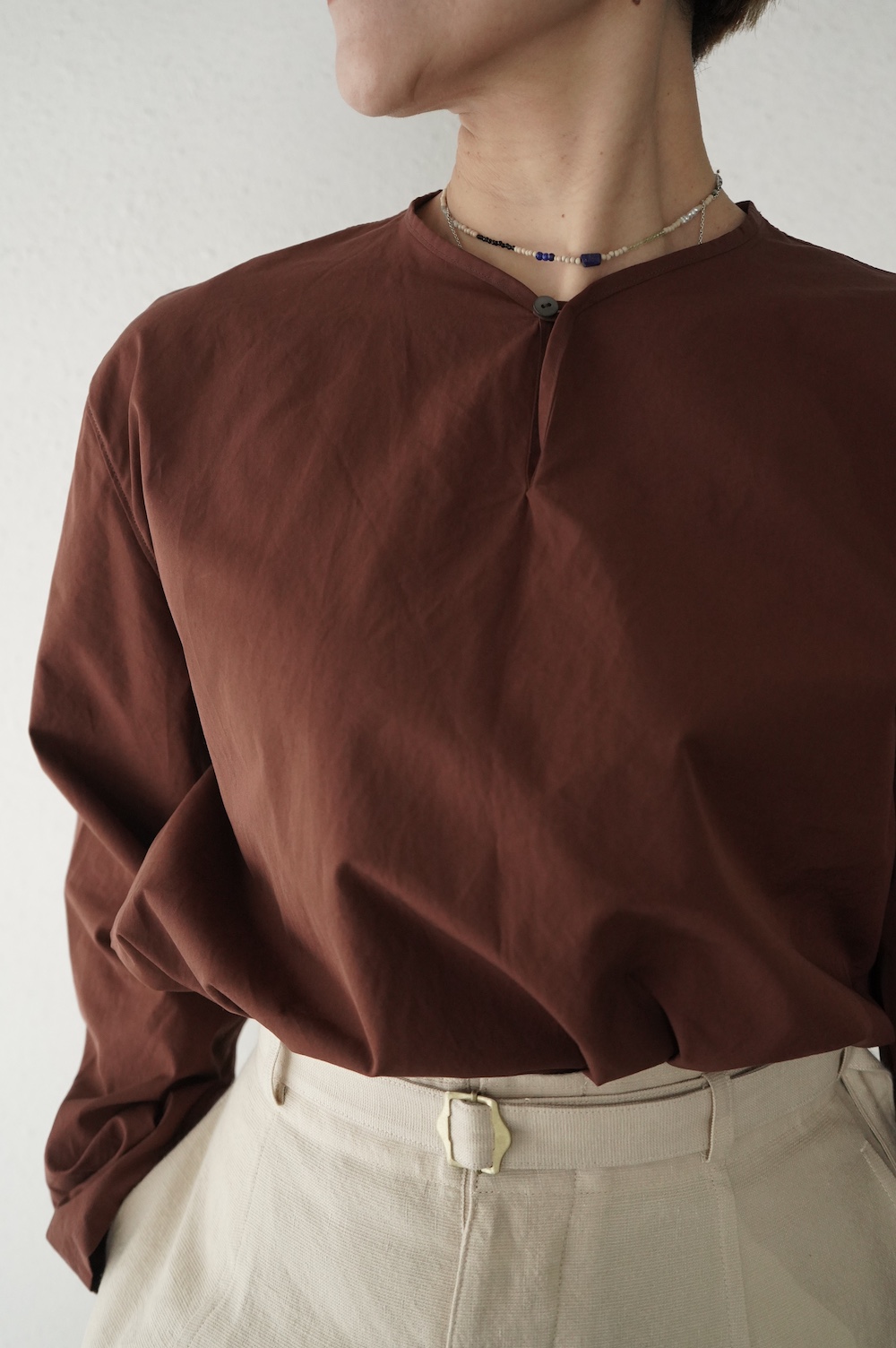 klause ヘンリーネックブラウス(THOMAS MASON）