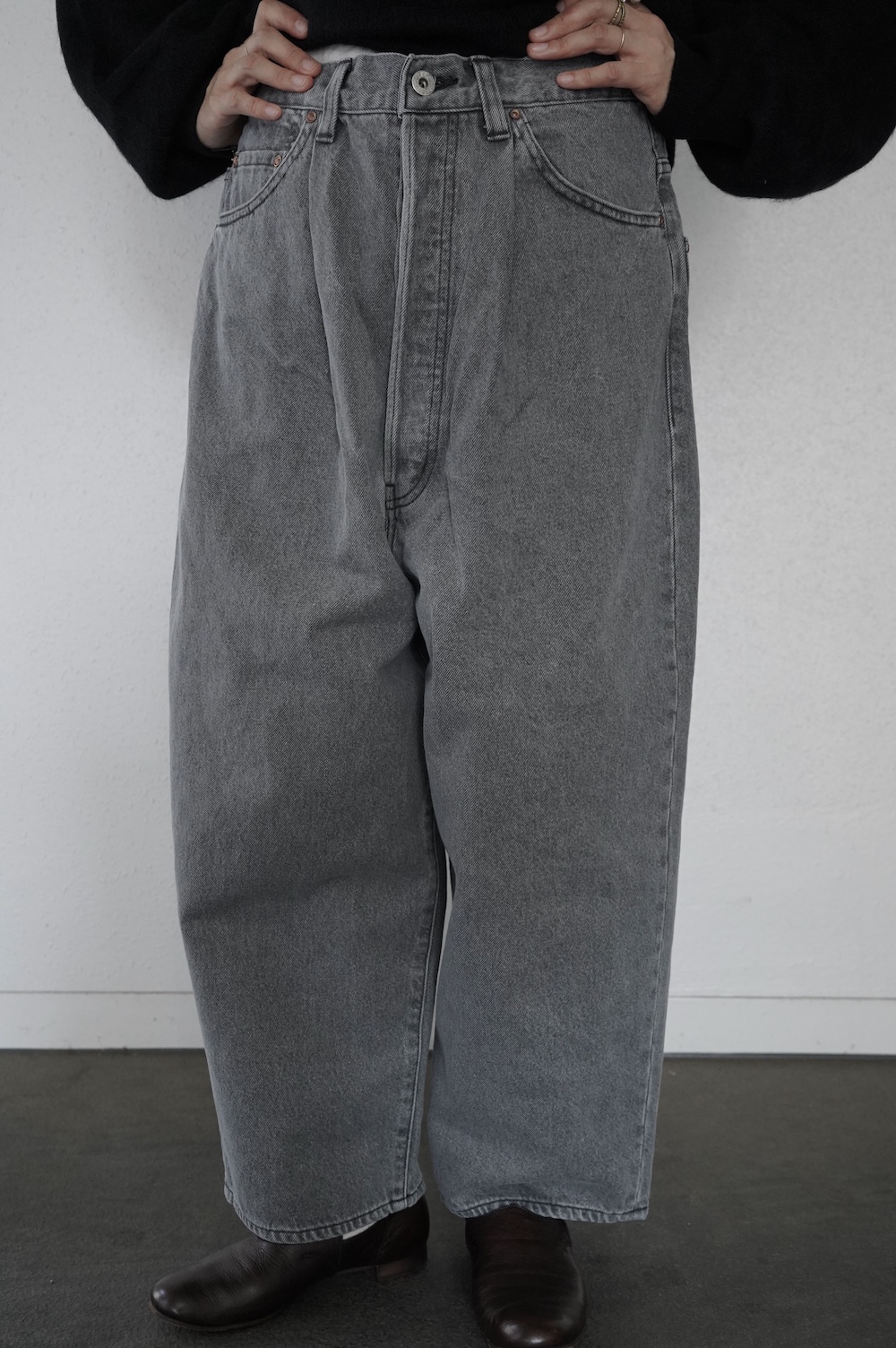 HAVERSACK ワイドテーパードデニム（ブラックデニム） annabelle