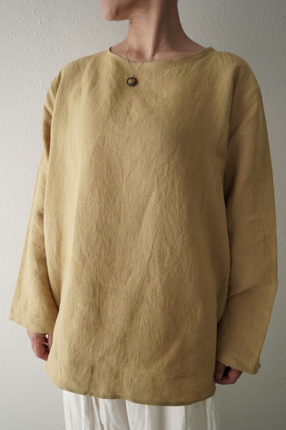 klause プルオーバーブラウス（天日干しリネン）