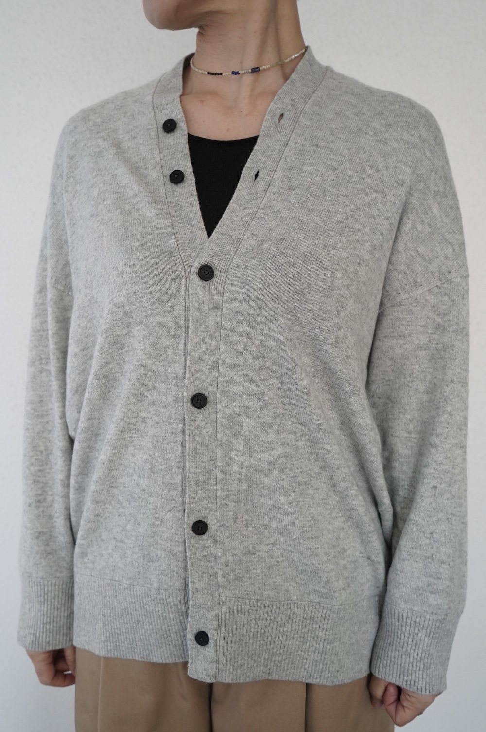 NO CONTROL AIR ホワイトカシミアカーディガン