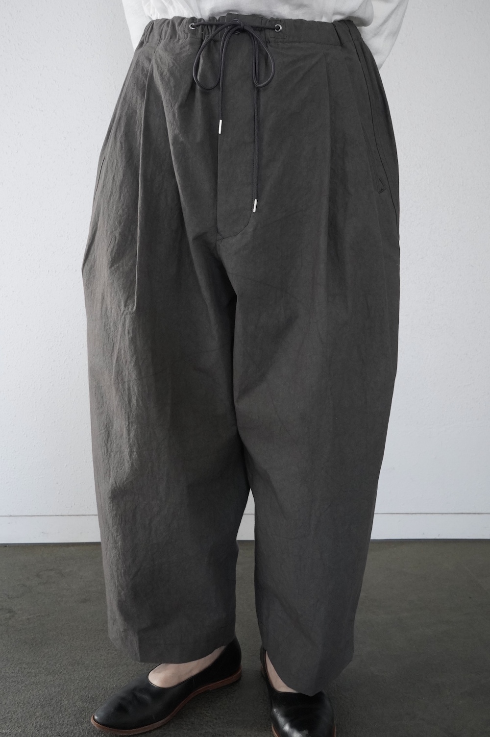 HAVERSACK  高密度タイプライタータックワイドパンツ