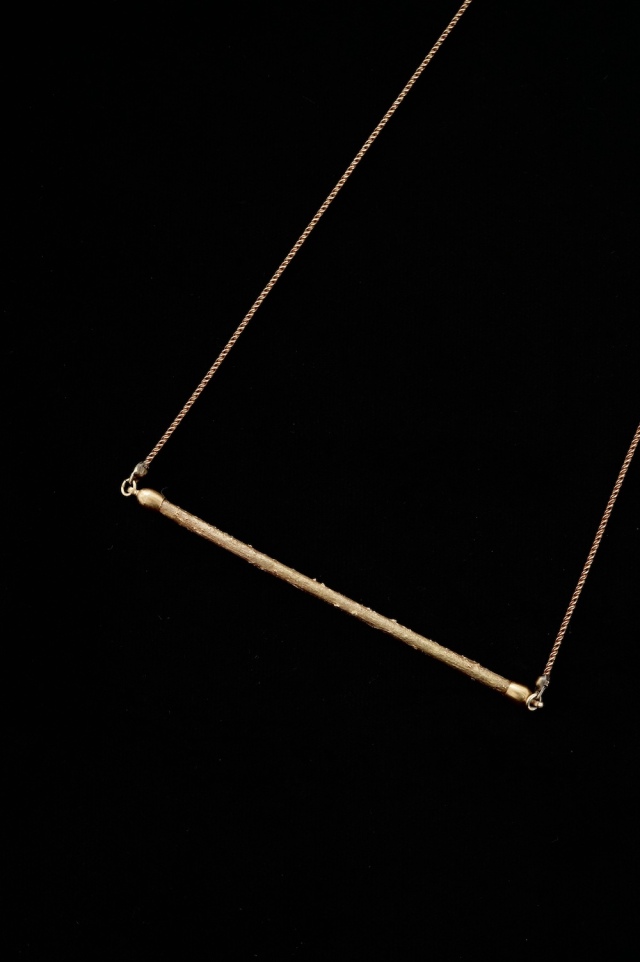 en,  ”木のうた”まっすぐ枝のネックレス（真鍮）