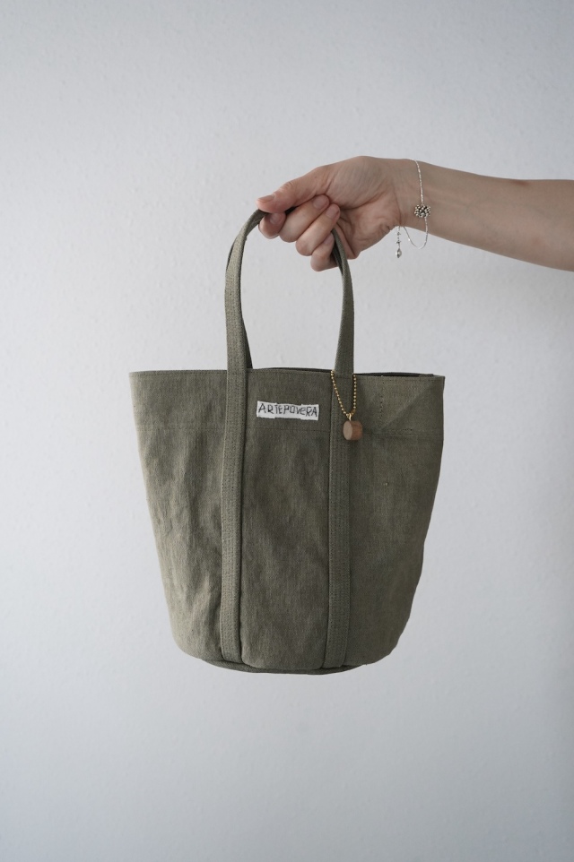 ARTE POVERA　チェコ軍ダッフルバッグ　Re-ラウンドバッグ