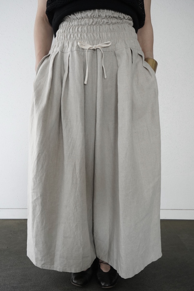 FACTORY　アイリッシュリネンシャーリングパンツ