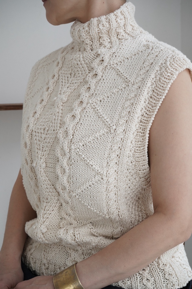 quitan  ハンドニット　アラン柄ベスト