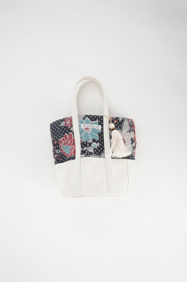 ARTE POVERA　インドキルトラリー＆フランスシーツ　ラウンドバッグM