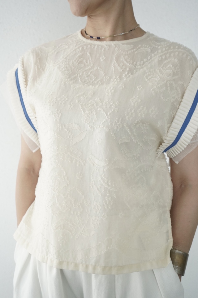 NATIVE VILLAGE ”NO11/Shine bright”　フレンチスリーブブラウス