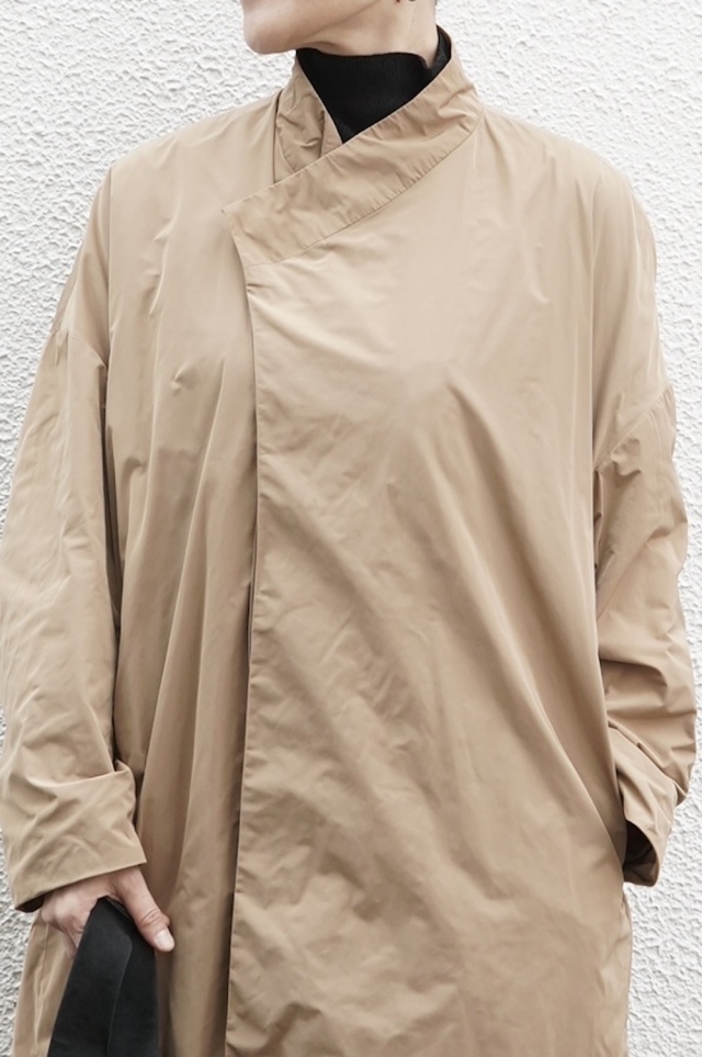 NO CONTROL AIR シェイプメモリーポリエステル・ウェザー　キモノカラーコート