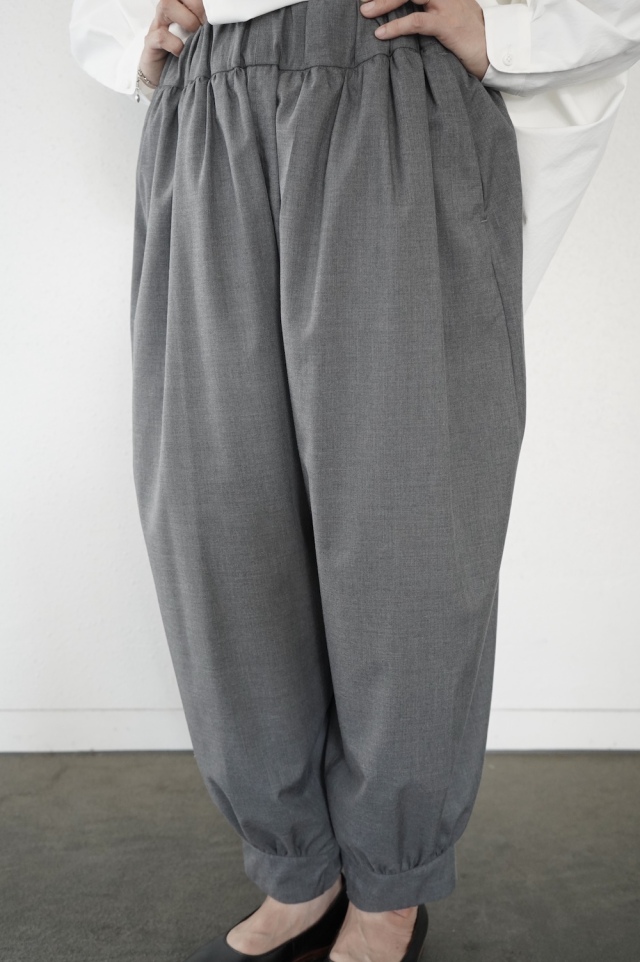 NO CONTROL AIR ポリエステル＆レーヨン・クリアツイル　アラジンパンツ