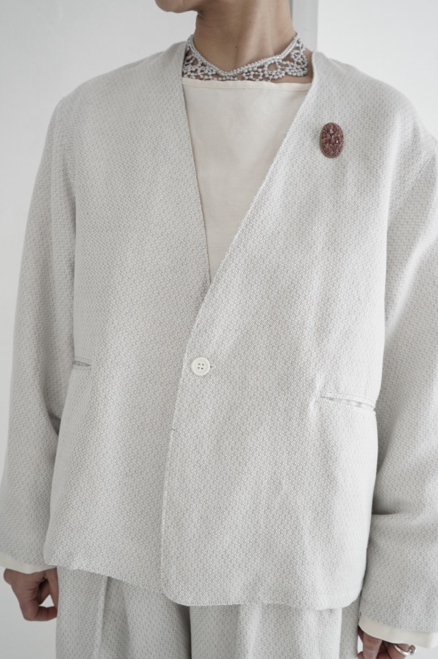 ARTE POVERA　リネンポリエステル混　ノーカラージャケット