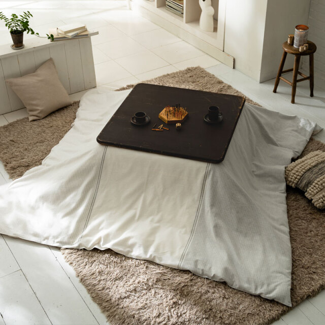 レヴィ　こたつ布団カバー