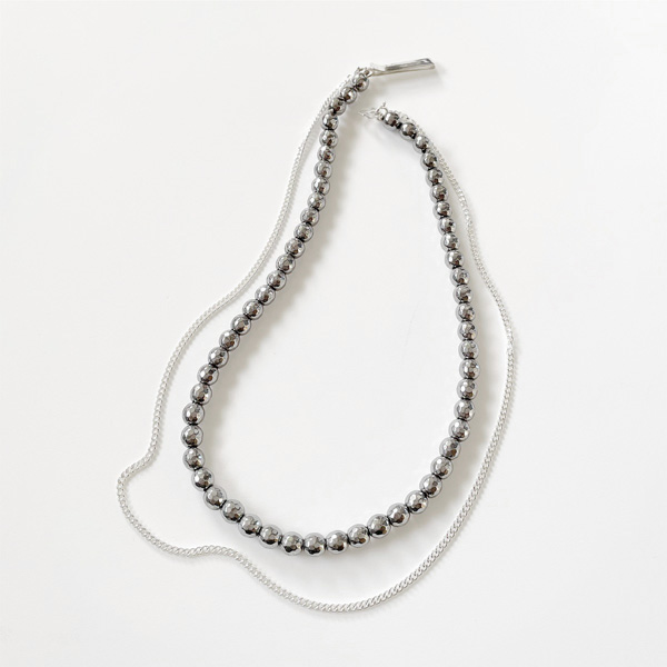 【再入荷】 Saskia Diez/SPARKLING IDENTITY NECKLACE 925 AG, HEMATITE