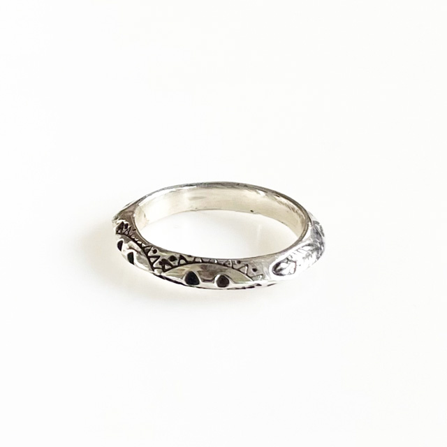 【初入荷】ERICKA NICOLAS BEGAY/Navajo Stamp Ring SVRG TA ST #07