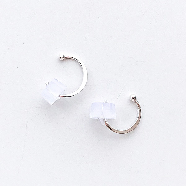 【再入荷】MELISSA JOY MANNING/ Sterling silver small hugger hoop