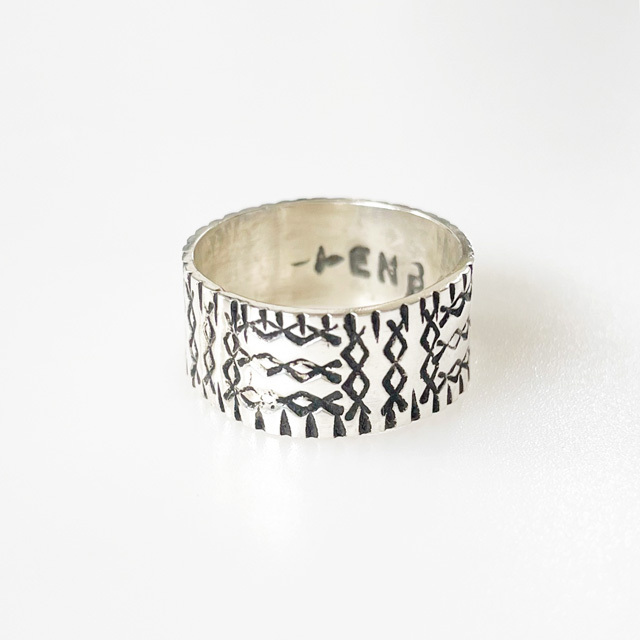 ERICKA NICOLAS BEGAY通販｜Navajo Band Ring SVRG FL #09