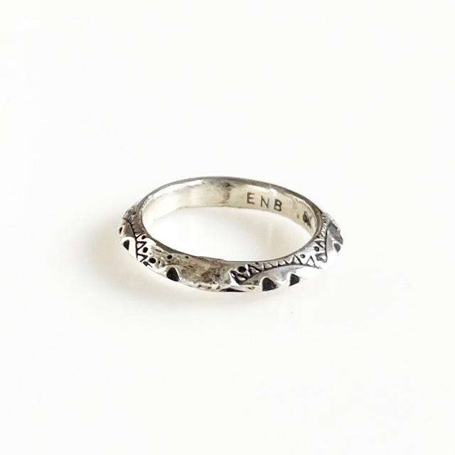 ERICKA NICOLAS BEGAY通販｜Navajo Stamp Ring SVRG TA ST #07